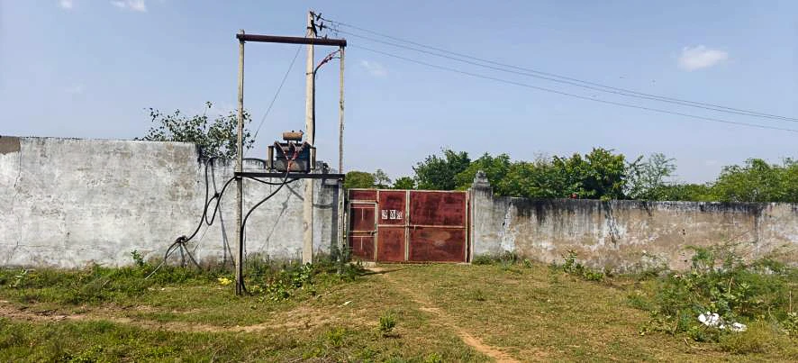 EMT of Industrial Converted Land in Khasra No 952, At Village Chawandeda, Distt Dausa, Area- 4900 Sq Mtrs (In the name of Mr Anil Kumar Jain). Bounded As: North: Road, South: Land Khasra No 953, East: Other's Property, West: Land Khasra No 949