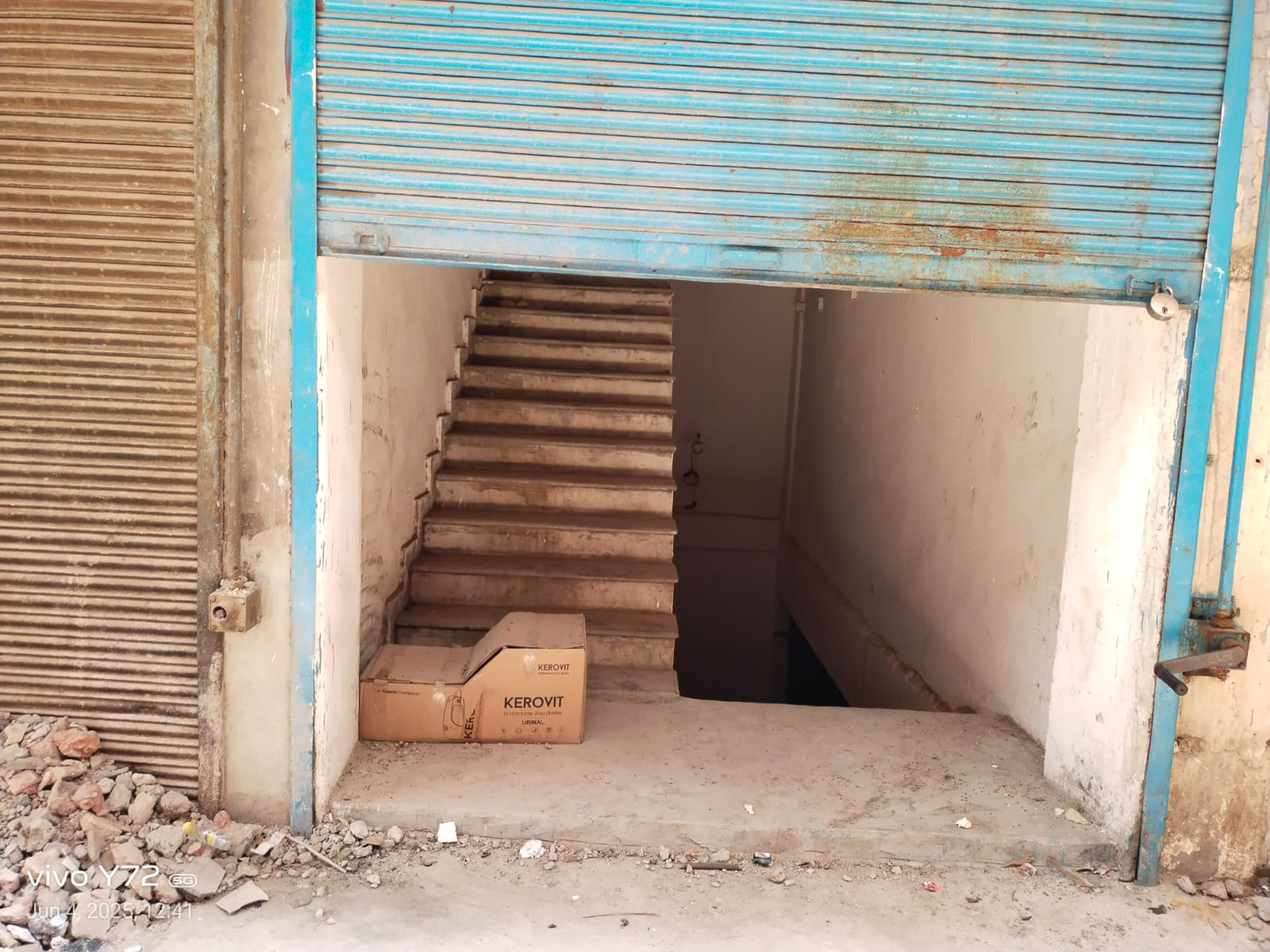 Individual house located in Pachudaiyampatty Village, Sendhamangalam Taluk, Namakkal District, Tamil Nadu. The property offers a residential space in a rural setting with connectivity to nearby areas.