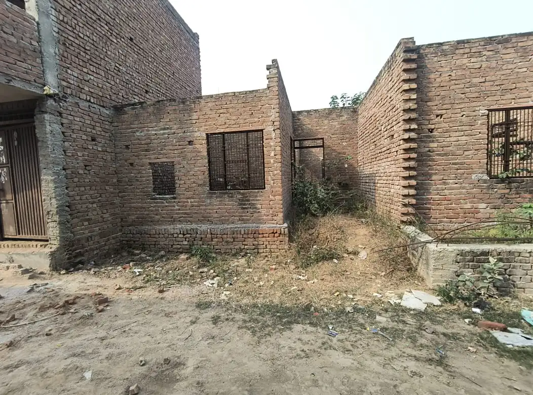 Residential Property on Plot No. 37 (Part) situated in Khasra No. 136, Rajeev Vatika, Near Shyamo Mod, Mauza Lodhai, Dist. Agra admeasuring plot area 83.61 sq mtr