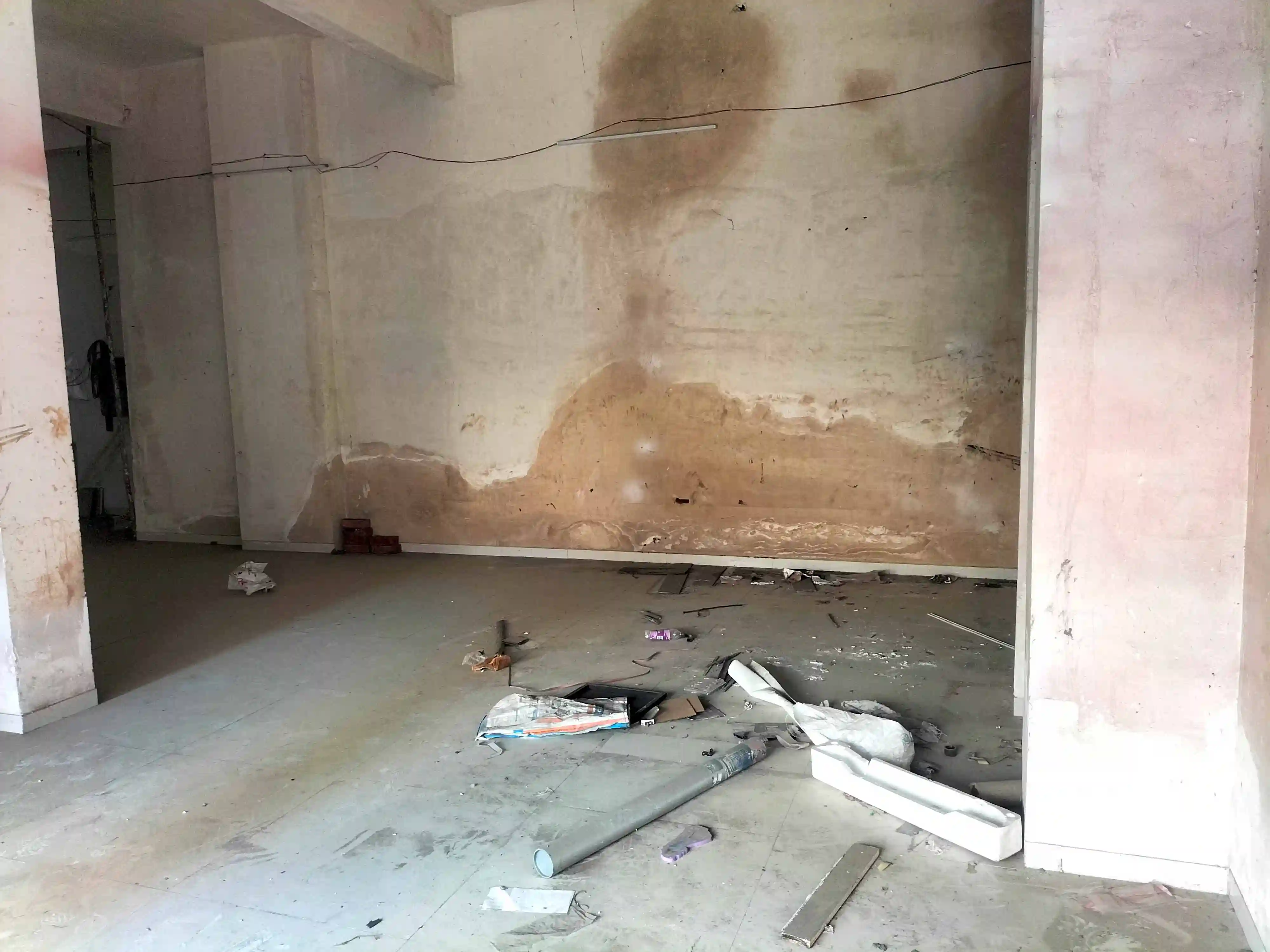 Shop No. 1 with 341 sqft carpet area and 171 sqft loft