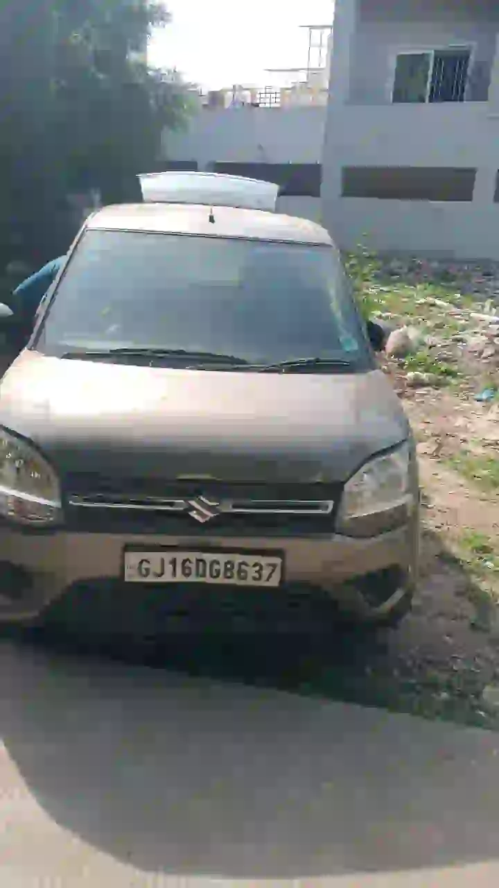 Maruti Suzuki India Ltd. Car (Model-Maruti Wagon R ZXI) Magma Gray/ Salon Car/ Year of Mfg-10-2022 located in Lala Ni Chal area.