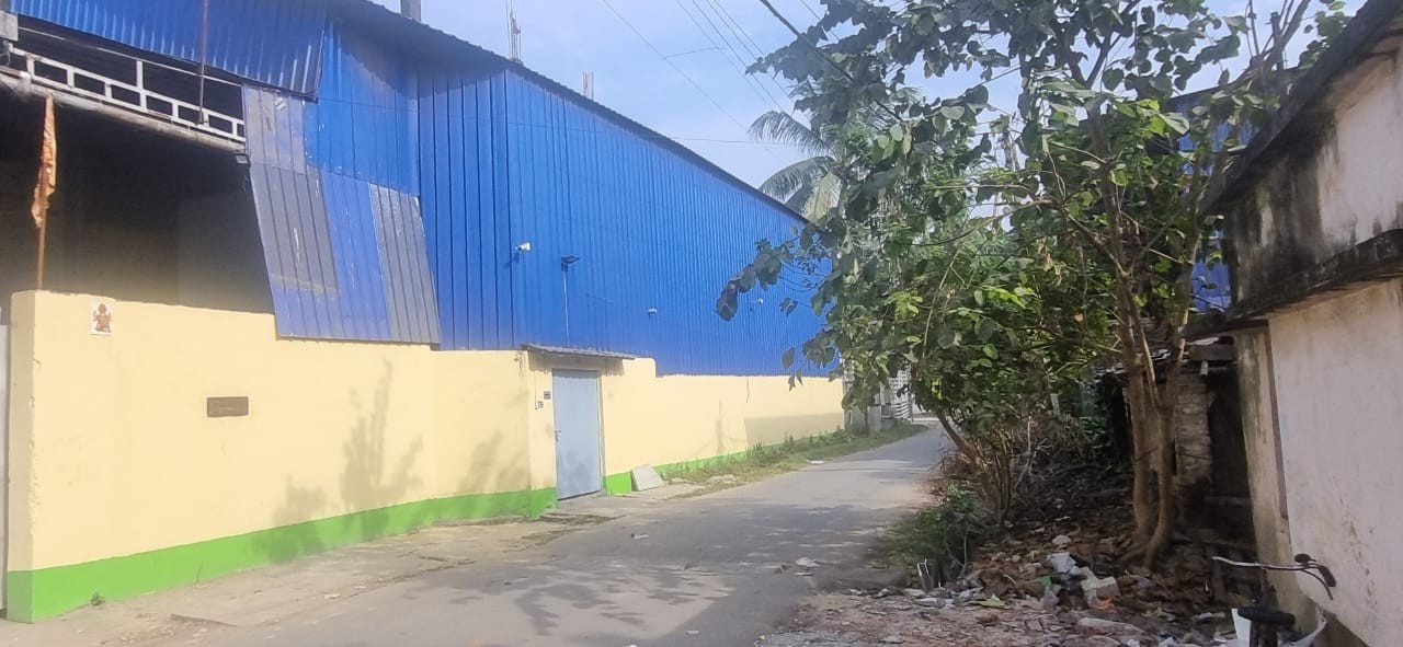 Consolidated auction with 5 unique properties from 4 borrower(s)