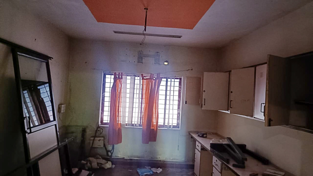 Consolidated auction with 2 unique properties from 1 borrower(s)