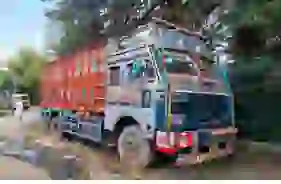 TATA LPT 1918 BS VI Supper truck, Model 2020, located in Magam Handwara.