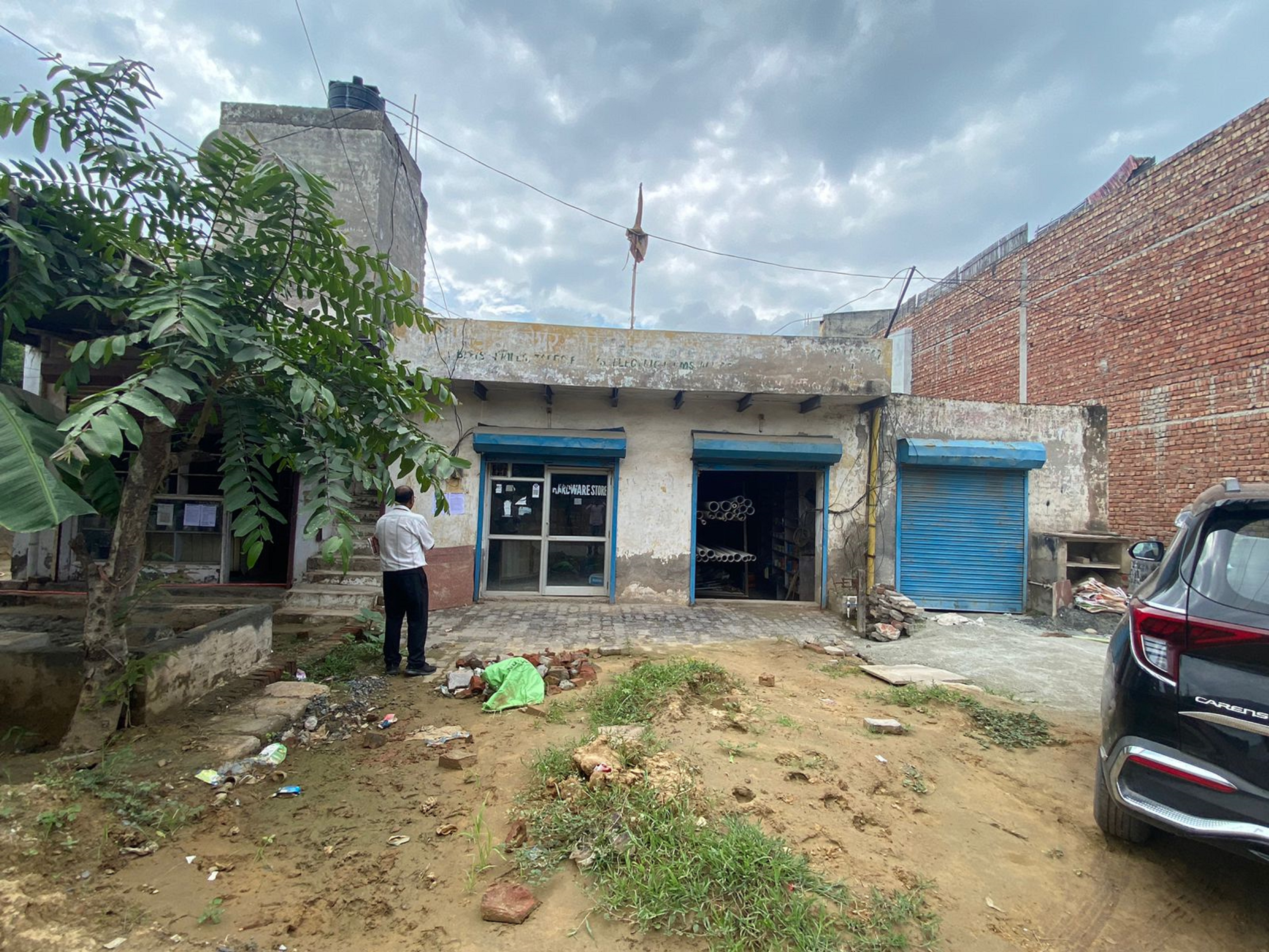 Land and building measuring 9 marla i.e. 270 Sq. Yards comprised in Khewat/Khata no 93/121 Rect. no 21, Killa no 26(4-13), Rect. No. 37 Kila no 9/2(1-0),11(8-0),12(7-7), 13/1(3-4), 19(7-7), 20(8-0), 22/1(5-12), 23/1(0-8), Rect. No. 41, Killa no 11(7-10), 12(1-1), 20(2-4) Rect. No. no 65, Killa no 1(1-7), Khata no. 122, Rect no. 37 Killa No. 21(8-0), 22/2(1-14), Khata no 123, Rect no 41, killa no 41, killa no 9(6-0) khata no 124, rect no 41 killa no 1(8-0), 2(7-7), 10(8-0)