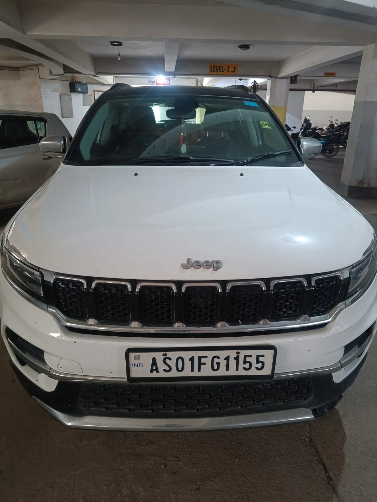 FCA India Automobiles Pvt. Ltd. Jeep Meridian Limited(O) AT 4X4 BS 6, RTO: GUWAHATI, Regd. No. AS01FG1155