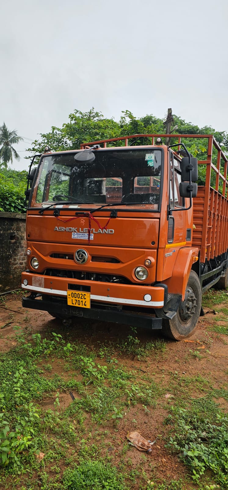 Ashok Leyland Goods Carrier (HGV) with diesel engine, manufactured in April 2023. Vehicle registration number OD02CL7093. Located in Mancheswar, Bhubaneswar.