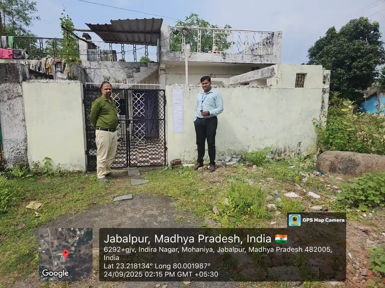 Residential use land with a permanent RCC roofed house built upon it, located in Patwari Halka: Mohania, village - Ranjhi, Lala Lajpat Rai Ward, Ward No.70, Tehsil - Ranjhi, District - Jabalpur. The land pertains to a part of Khasra Number 265/2, with a total sale area approximately 20 feet x 40 feet = 800 square feet, upon which a permanent RCC roofed house of 600 sq ft is constructed on the ground floor.
