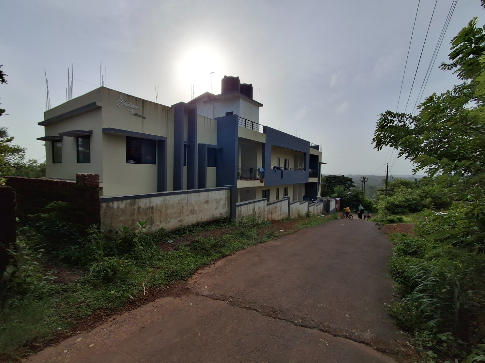 Individual House in Chinnamudalaipatti with standard residential features and local connectivity.