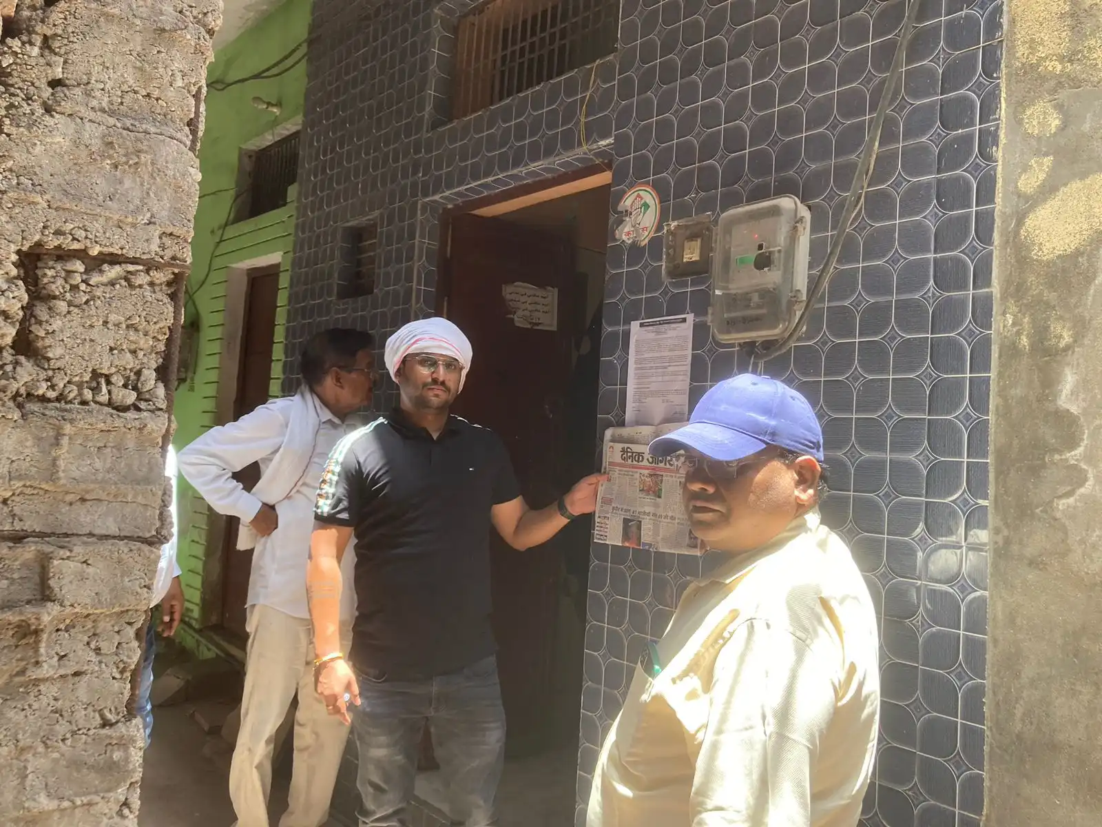 Residential property measuring 290 Sq ft located at Municipal No. 13/12, Mohalla Nakkarachi Tola, Tehsil and District Firozabad. Registered under sale deed Book no. 1, Vol no 1022, page no 203 to 216, Sr. no. 2532 dt. 16.05.2012.